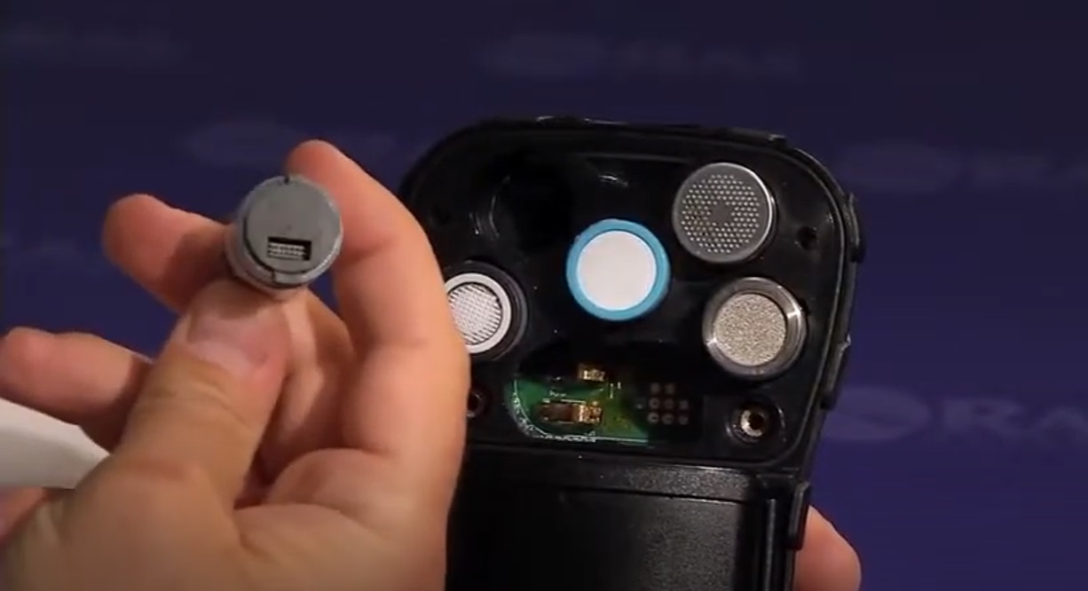 Replacement Honeywell City Tech Oxygen Sensor | Match Sensor alignment keys with reciprocating grooves in the sensor slot